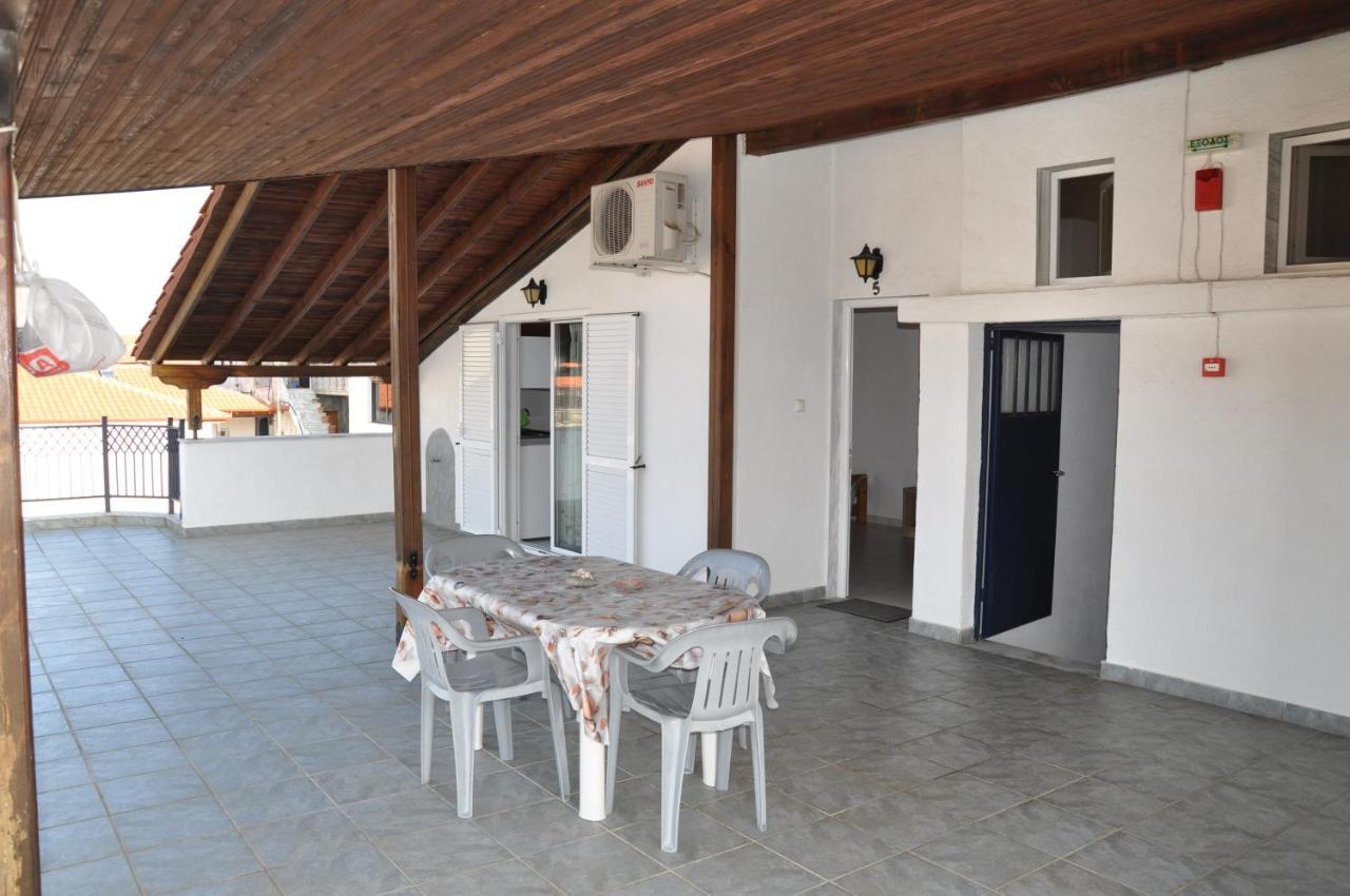 Apartments Stavroula Ηospitality Vrasná Quarto foto
